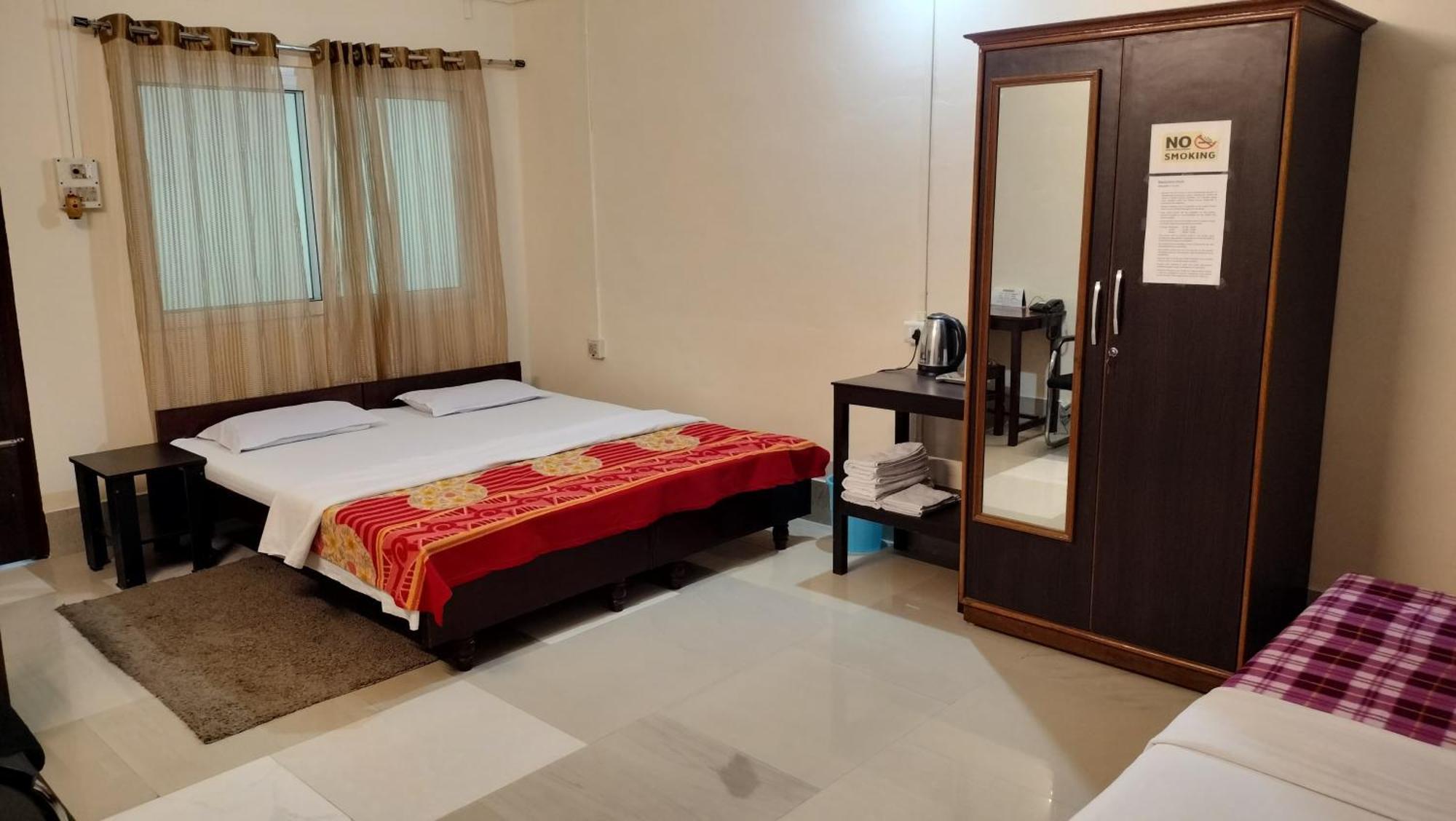 Bononi Apartment Jorhat Exterior photo